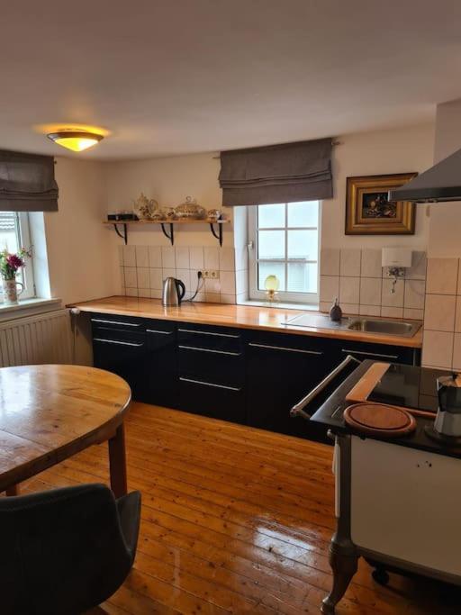 Ferienwohnung Bergischer Dreiklang Windeck Exterior foto